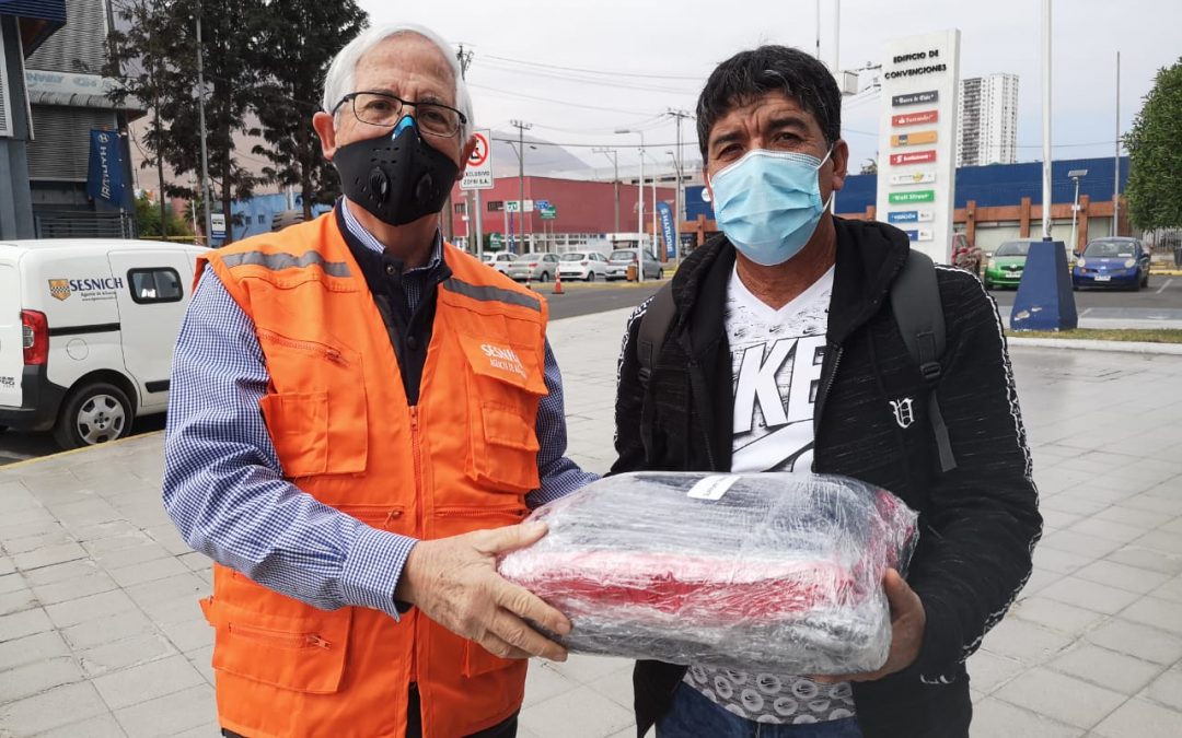 Agencia Sesnich realiza donación a Limpiadores de Autos